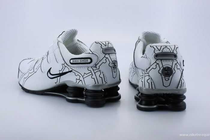 Noir Et Blanc Shox Nz